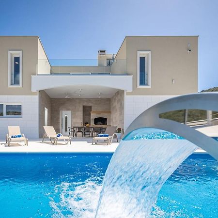 Villa Hileja Marina Exteriör bild