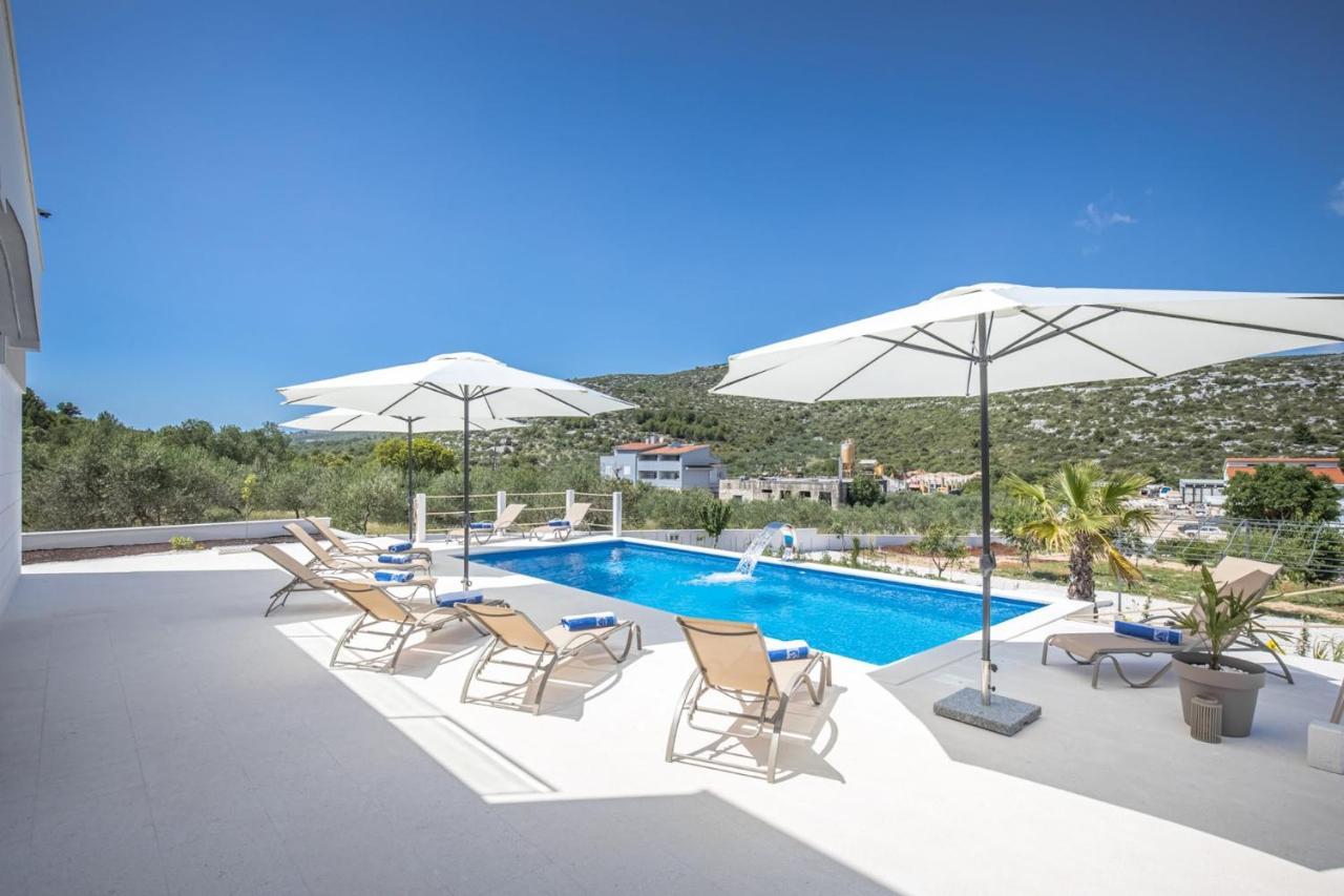 Villa Hileja Marina Exteriör bild