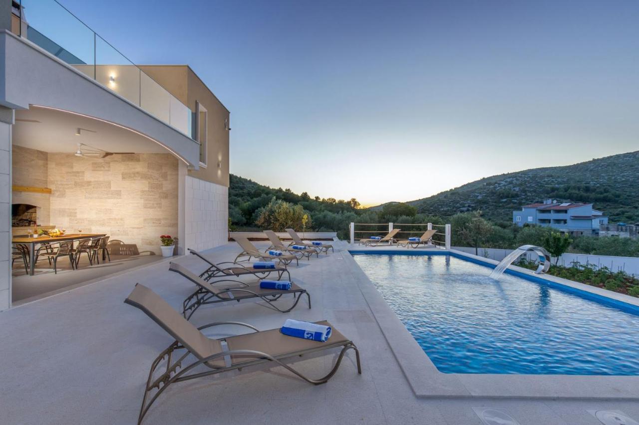 Villa Hileja Marina Exteriör bild
