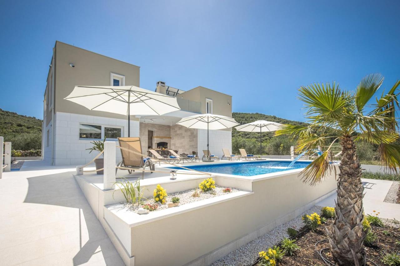 Villa Hileja Marina Exteriör bild
