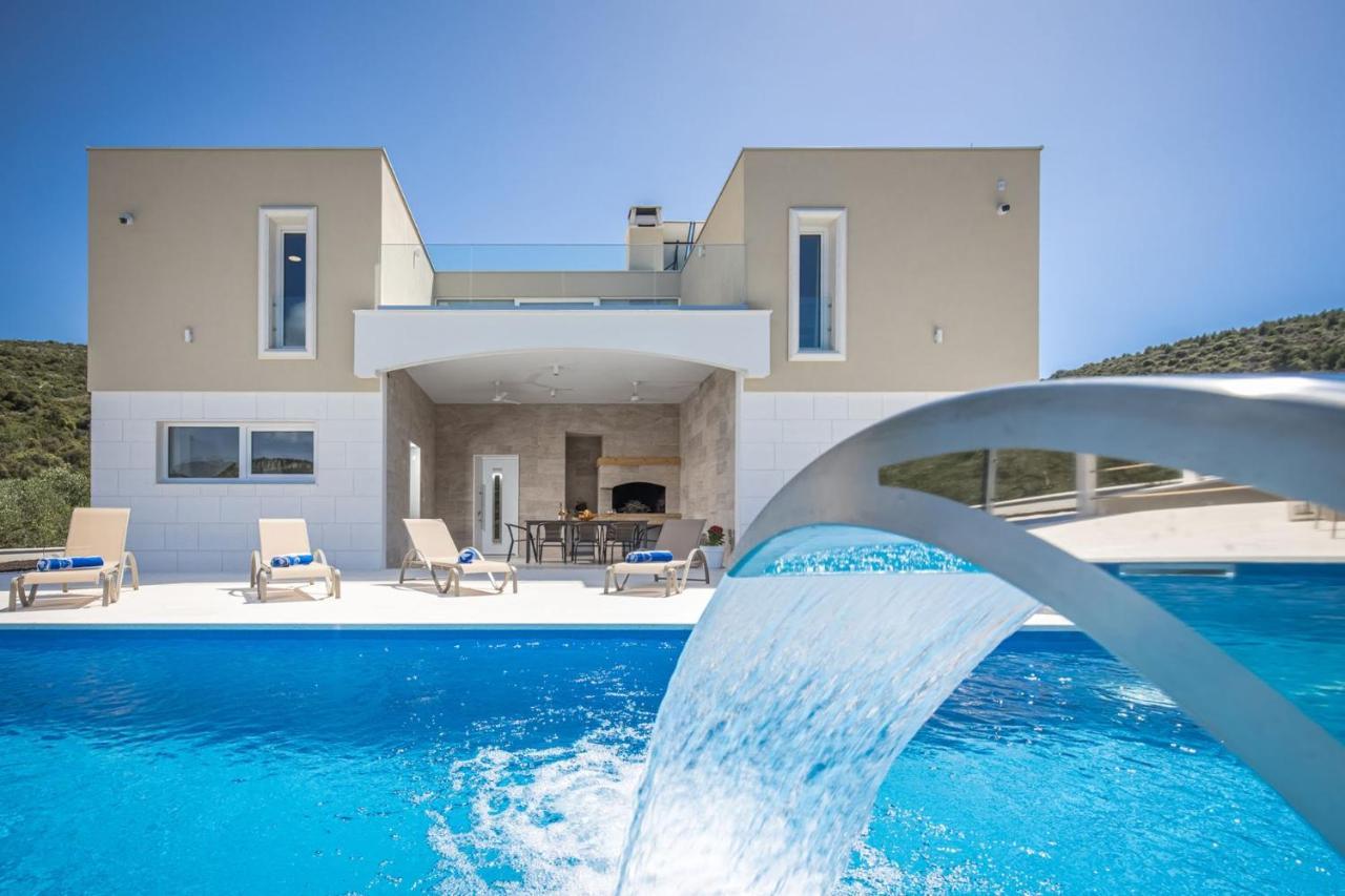 Villa Hileja Marina Exteriör bild